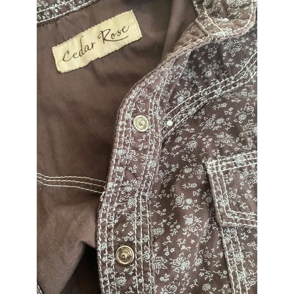 Cedar Rose Brown Floral Western Snap Button Shirt Women's Size Small - Picture 6 of 8